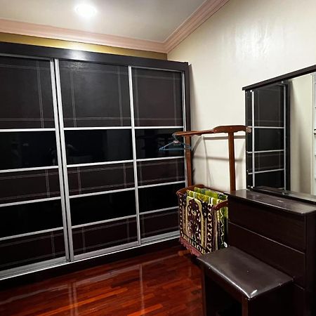 Yb Guest House 4 Bilik 5 Katil Chukai Экстерьер фото