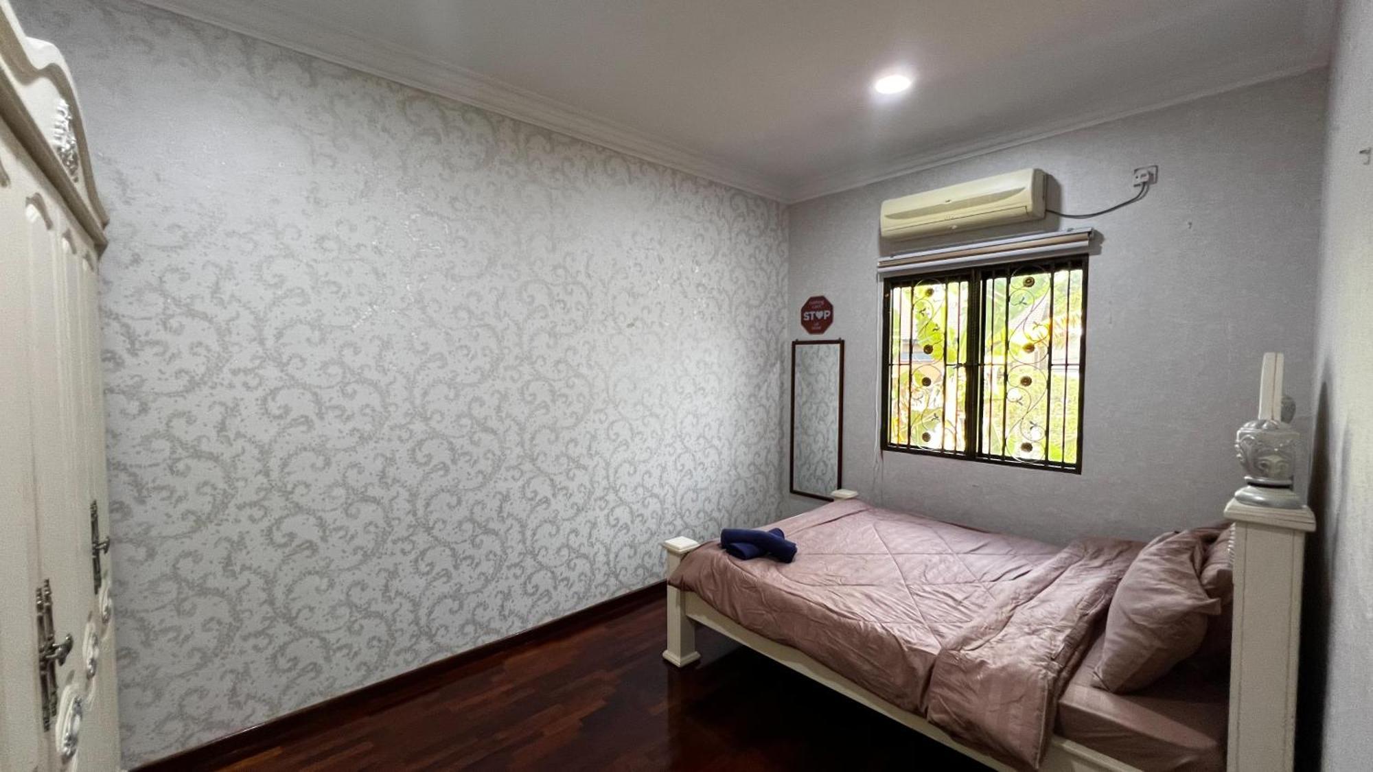 Yb Guest House 4 Bilik 5 Katil Chukai Экстерьер фото