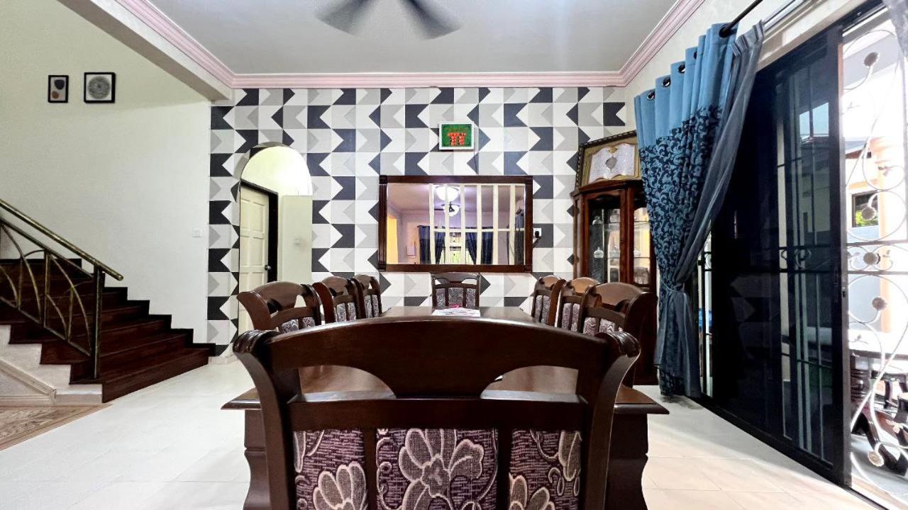 Yb Guest House 4 Bilik 5 Katil Chukai Экстерьер фото