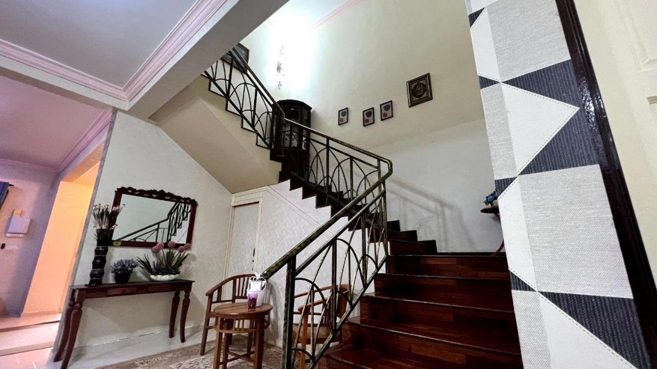 Yb Guest House 4 Bilik 5 Katil Chukai Экстерьер фото